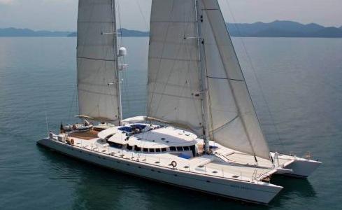 Douce France Alu Marine 1