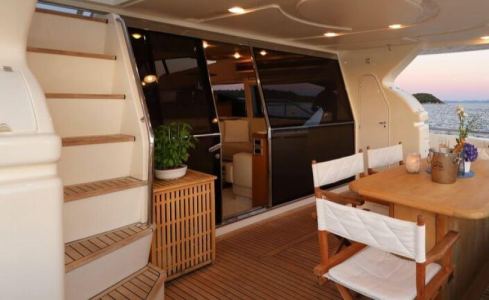 DOMINIQUE Ferretti 8