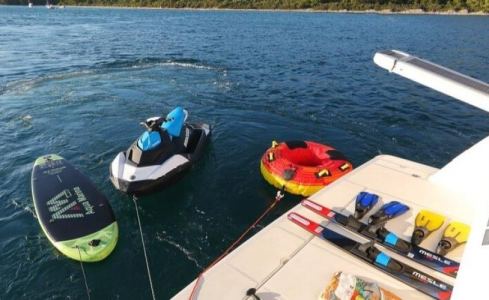 DOMINIQUE Ferretti 17