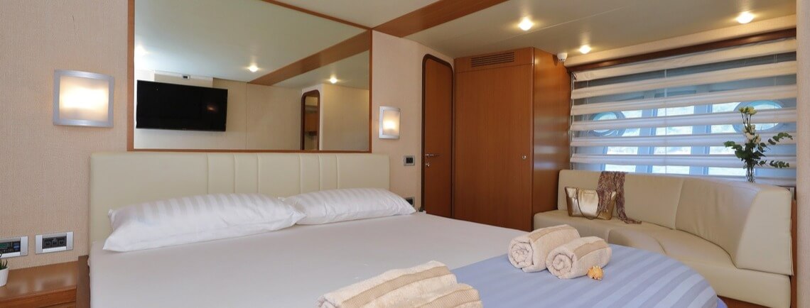 DOMINIQUE Ferretti 21