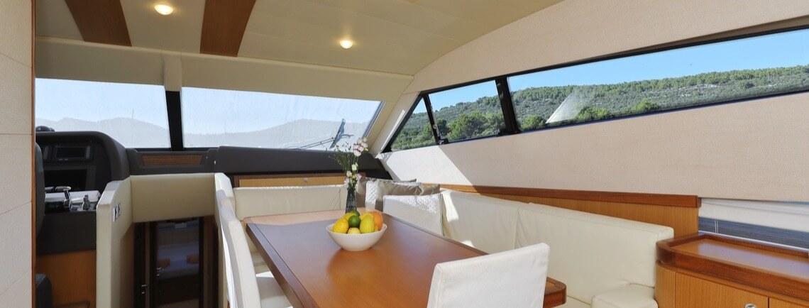 DOMINIQUE Ferretti 27