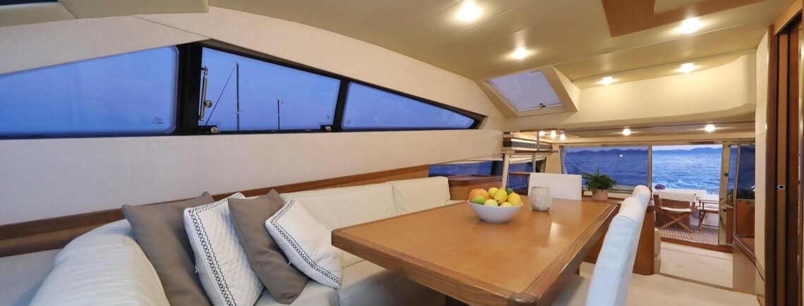 DOMINIQUE Ferretti 28