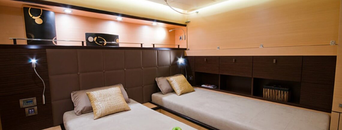 Ipharra Sunreef Yachts 20