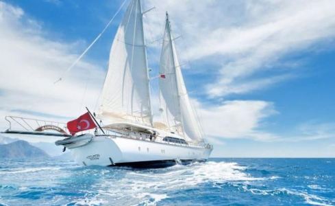 Alessandro I Ruth Yachting 2