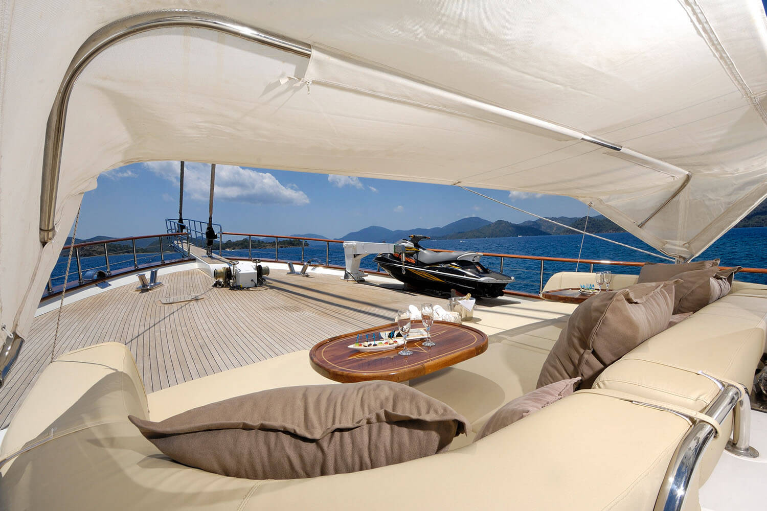 Alessandro I Ruth Yachting 10