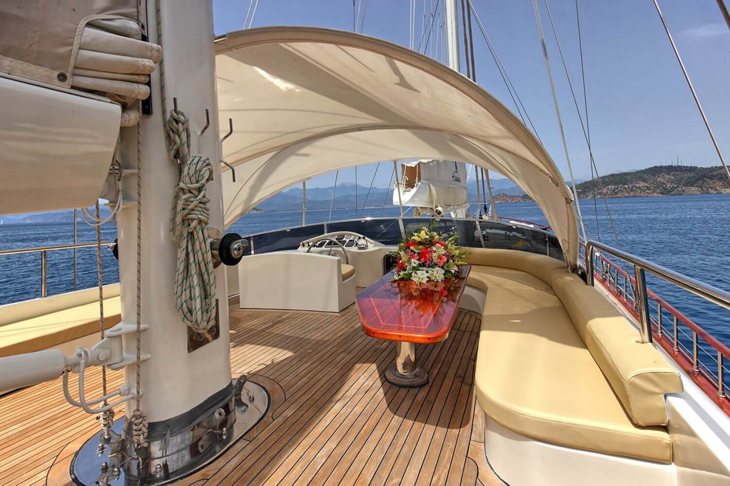 Alessandro I Ruth Yachting 4