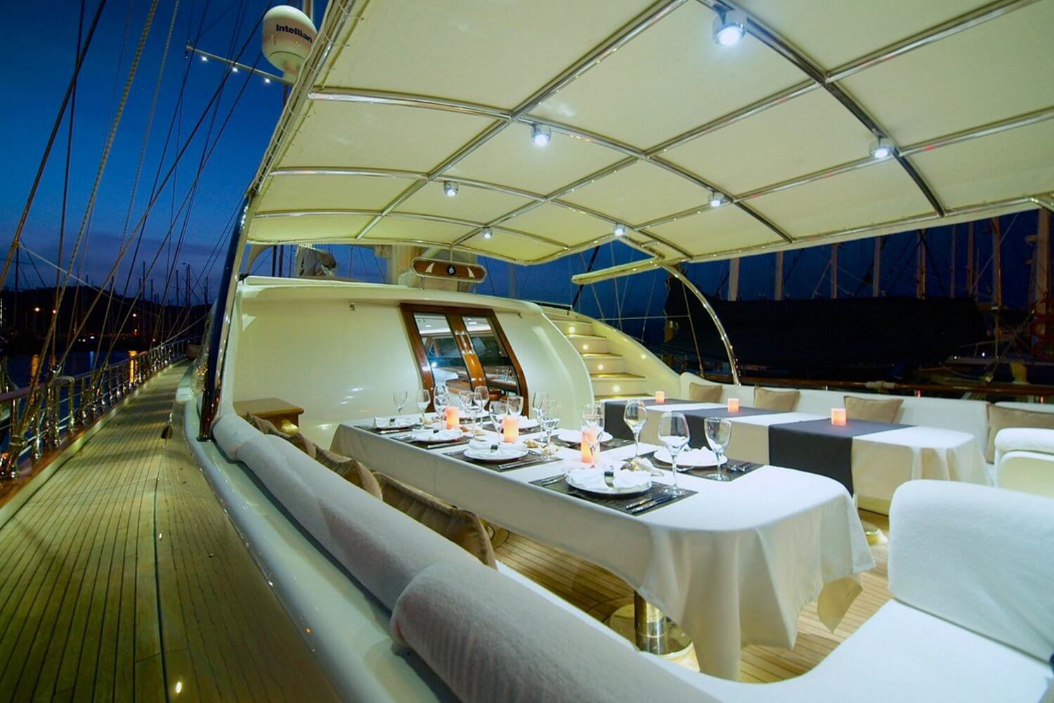 Alessandro I Ruth Yachting 6