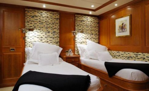 Drumbeat Alloy Yachts 8