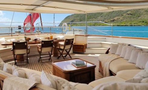 Drumbeat Alloy Yachts 17