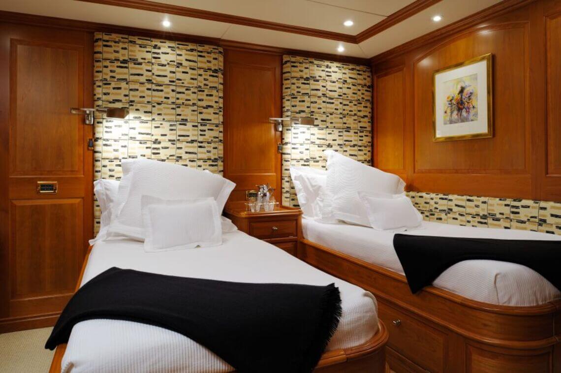 Drumbeat Alloy Yachts 8