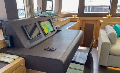 Six Degrees Lagoon Catamaran 19