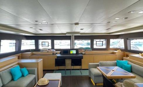 Six Degrees Lagoon Catamaran 20