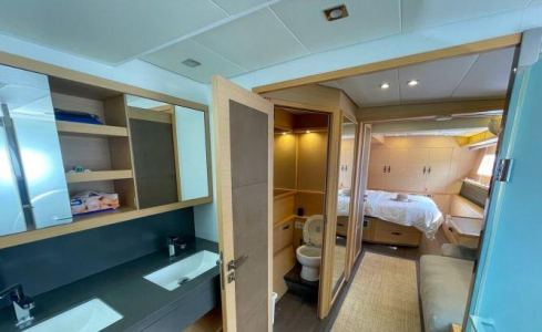 Six Degrees Lagoon Catamaran 24