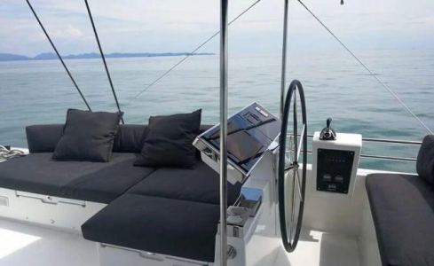 Six Degrees Lagoon Catamaran 12