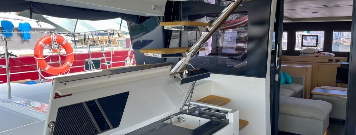 Six Degrees Lagoon Catamaran 17