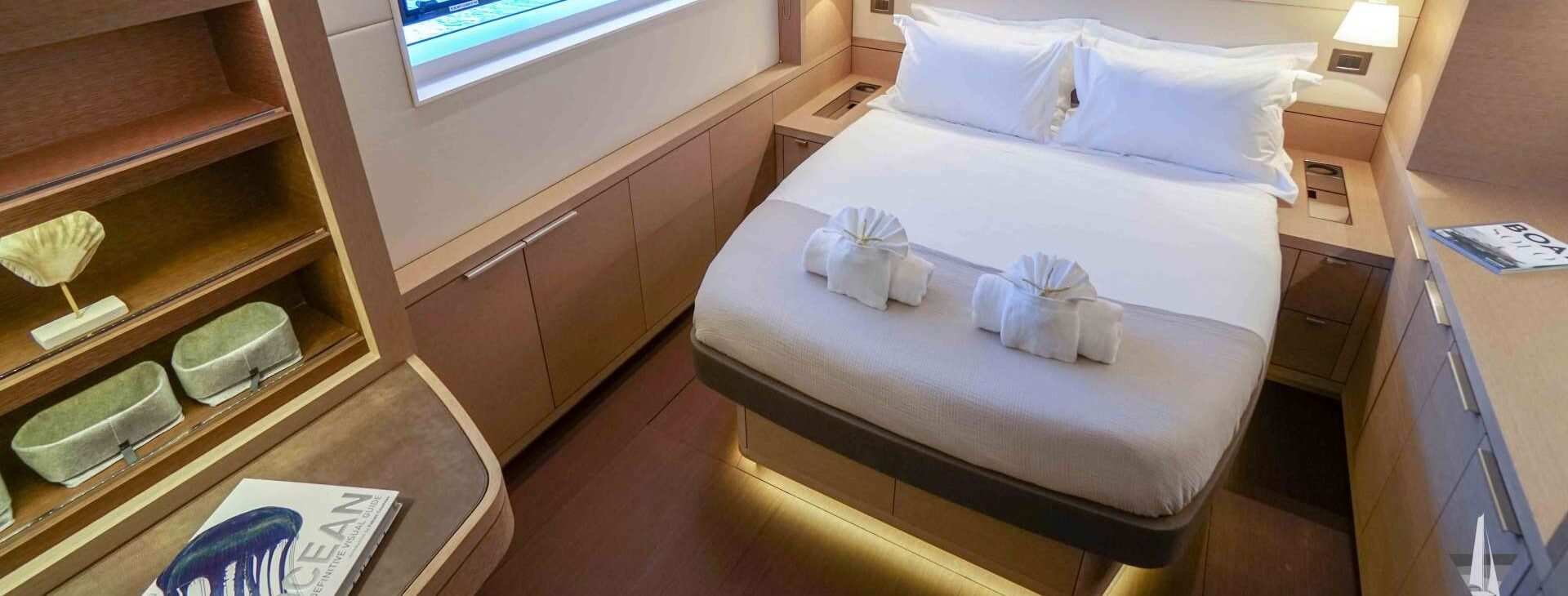 Joy Lagoon Catamaran 23