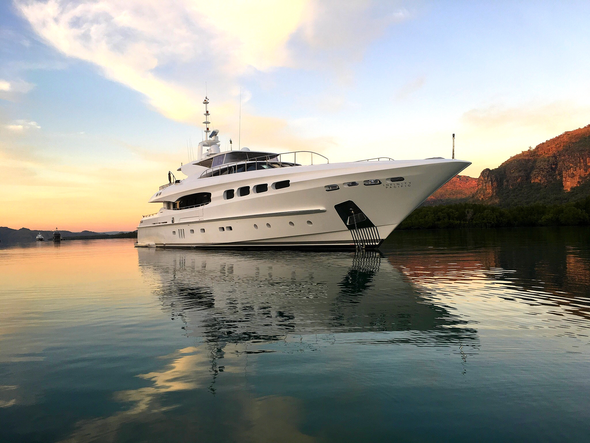 Infinity Pacific Mondomarine 4