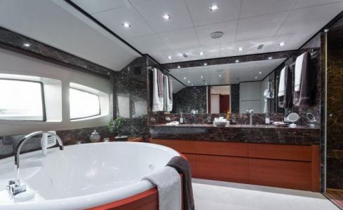 ANNAMIA  Baglietto 22