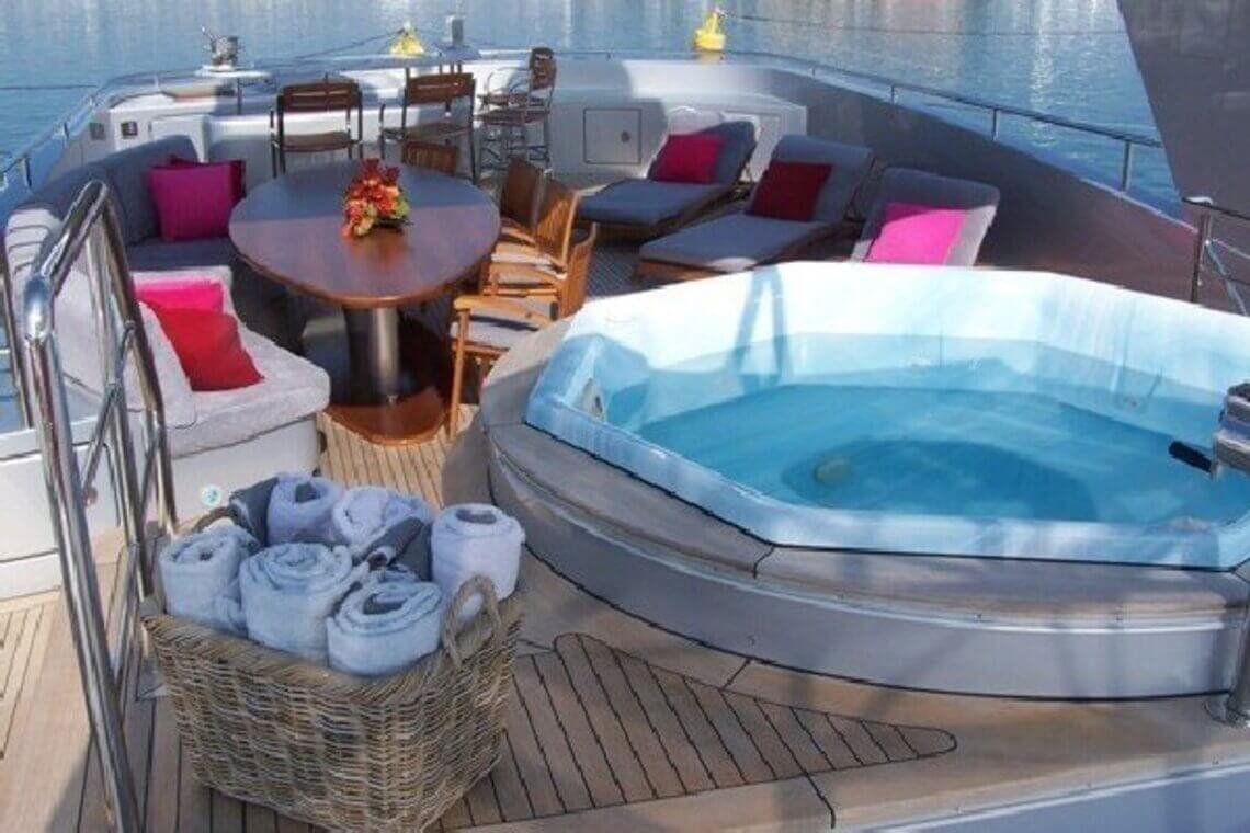 ANNAMIA  Baglietto 9