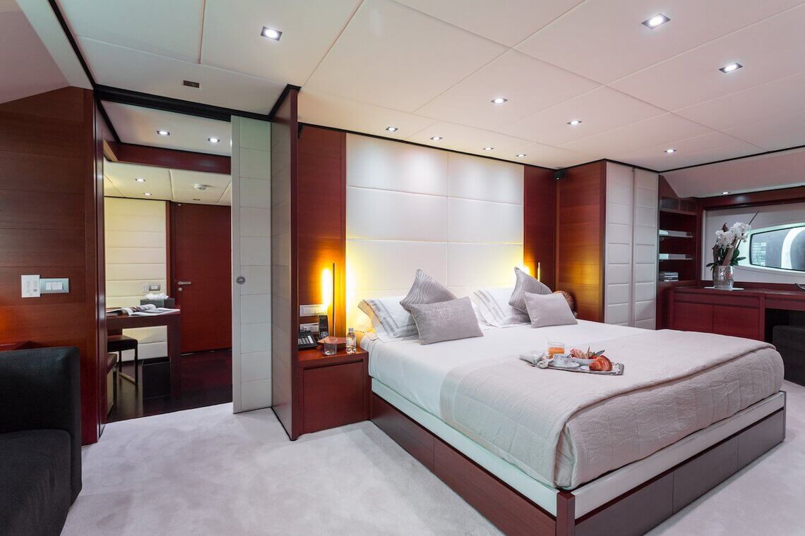 ANNAMIA  Baglietto 23