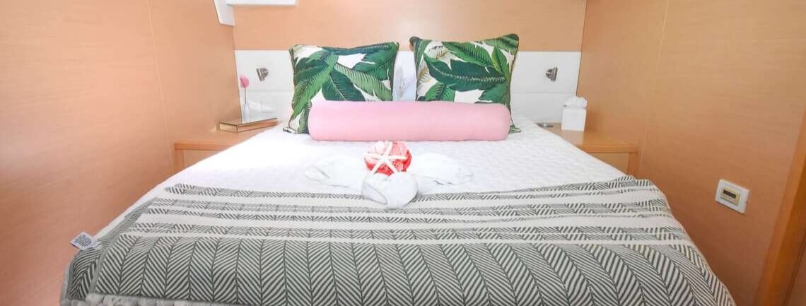 ALTESSE Lagoon Catamaran 17