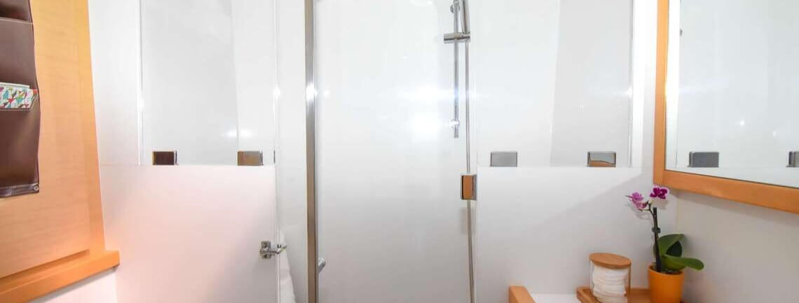 ALTESSE Lagoon Catamaran 18