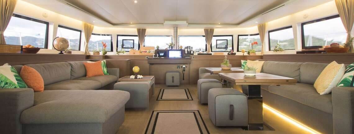 MAHASATTVA Lagoon Catamaran 18