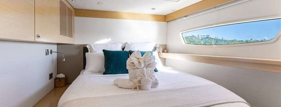 True Story Fountaine Pajot 18