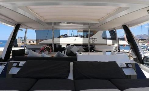 Drago Lagoon Catamaran 11