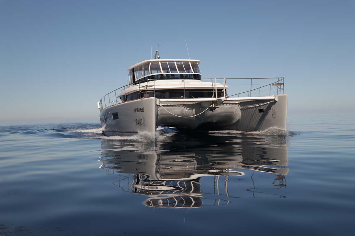 Drago Lagoon Catamaran 3