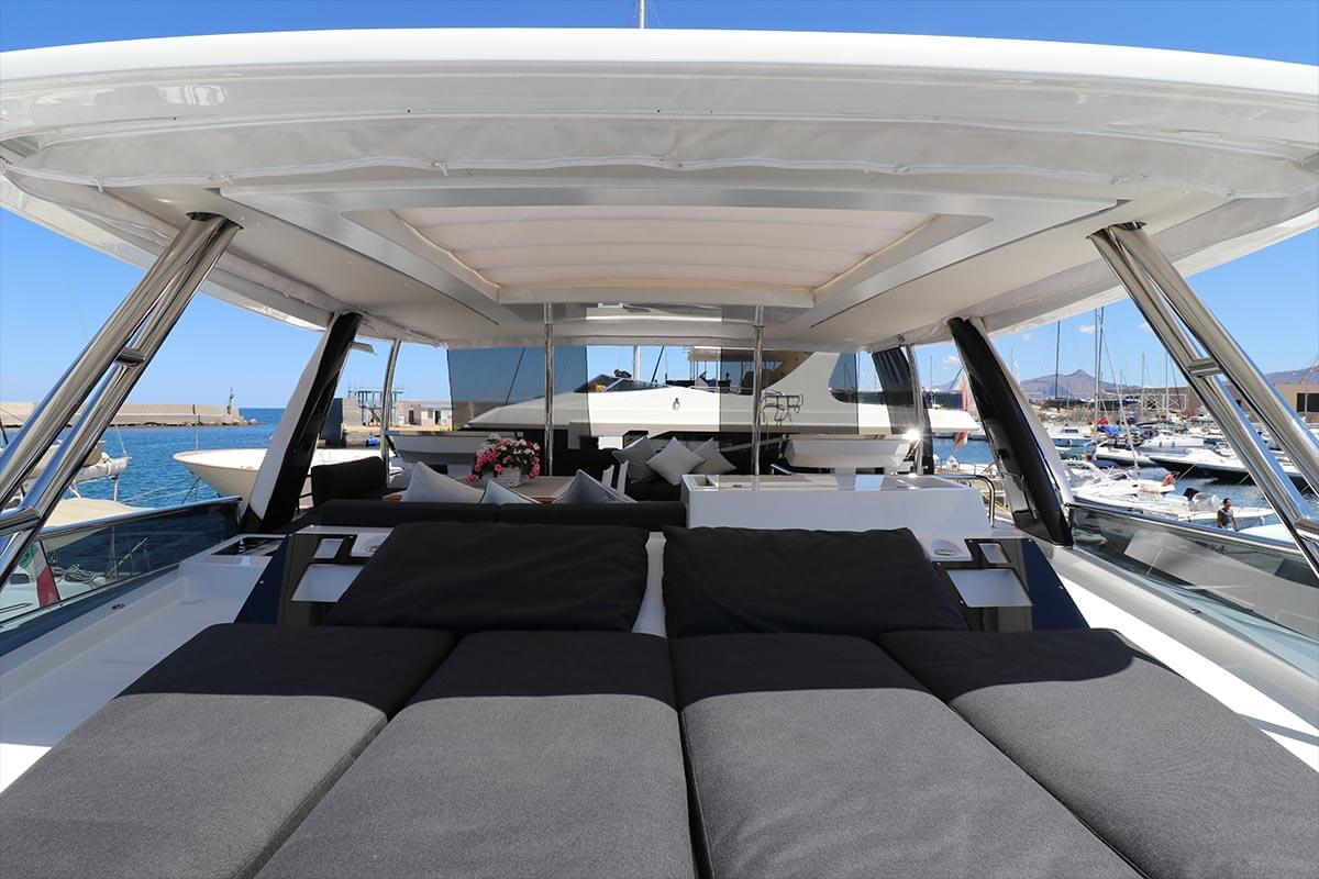 Drago Lagoon Catamaran 11