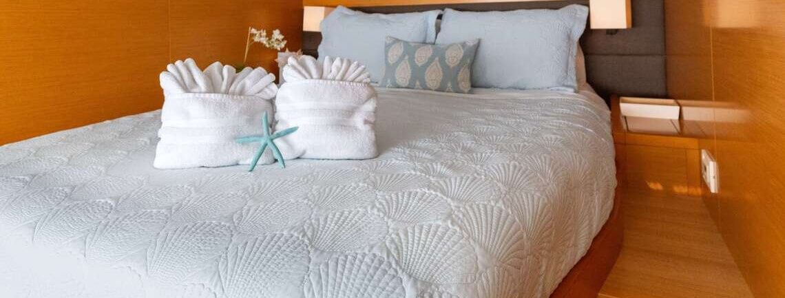 SAIL AWAY Lagoon Catamaran 20