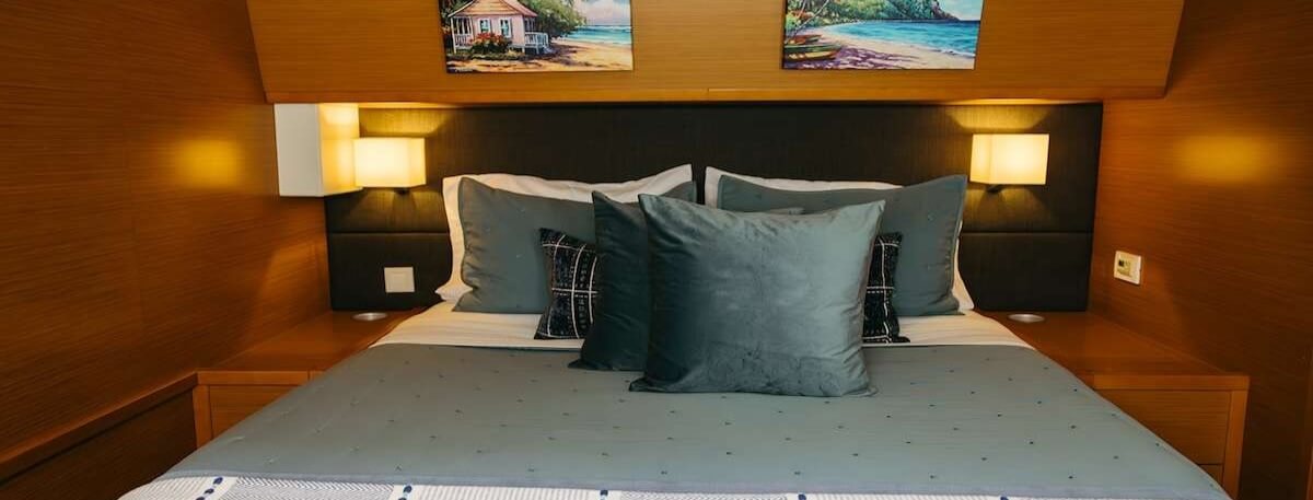 SAIL AWAY Lagoon Catamaran 12