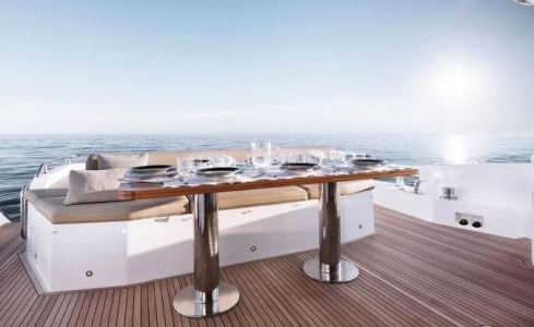 Makani	Azimut Yachts 5