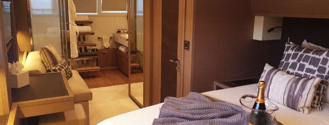 MARE BLU Lagoon Catamaran 12