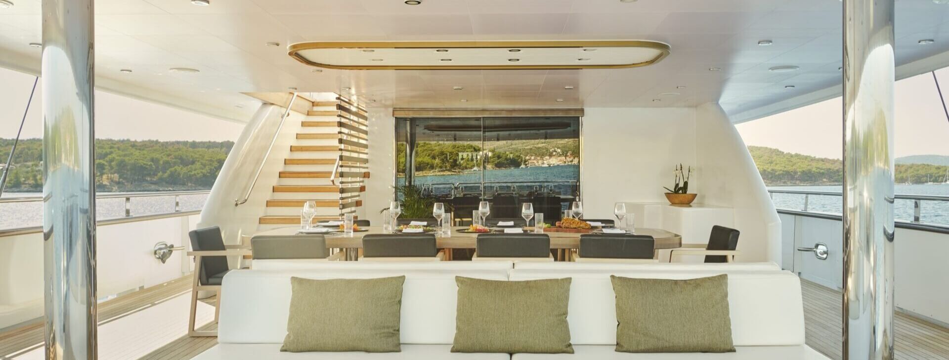 Anima Maris Custom 17