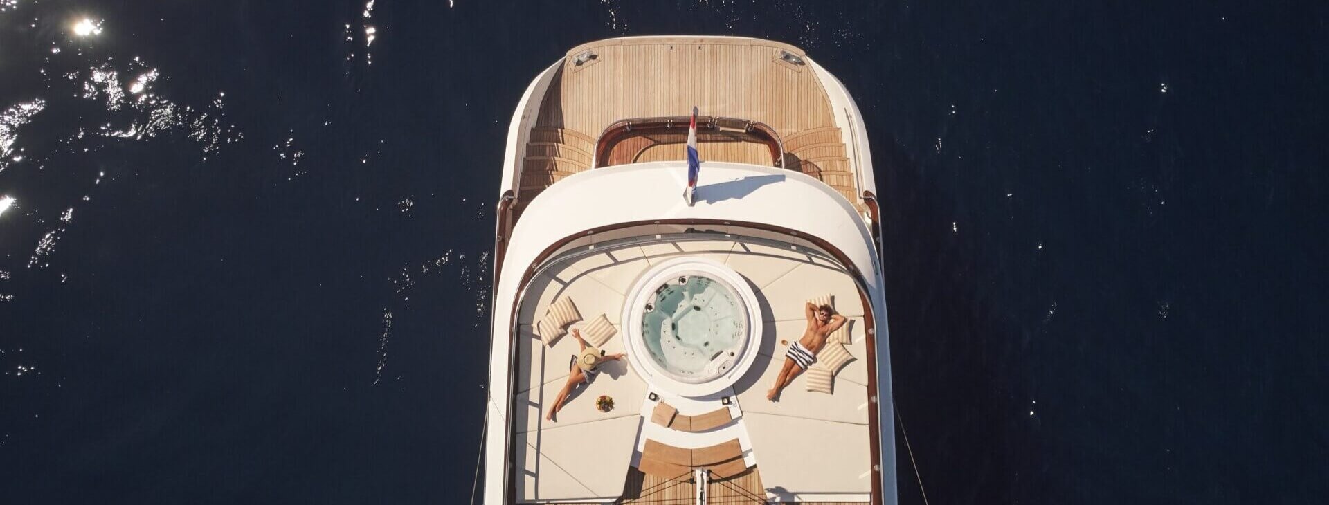 Anima Maris Custom 19