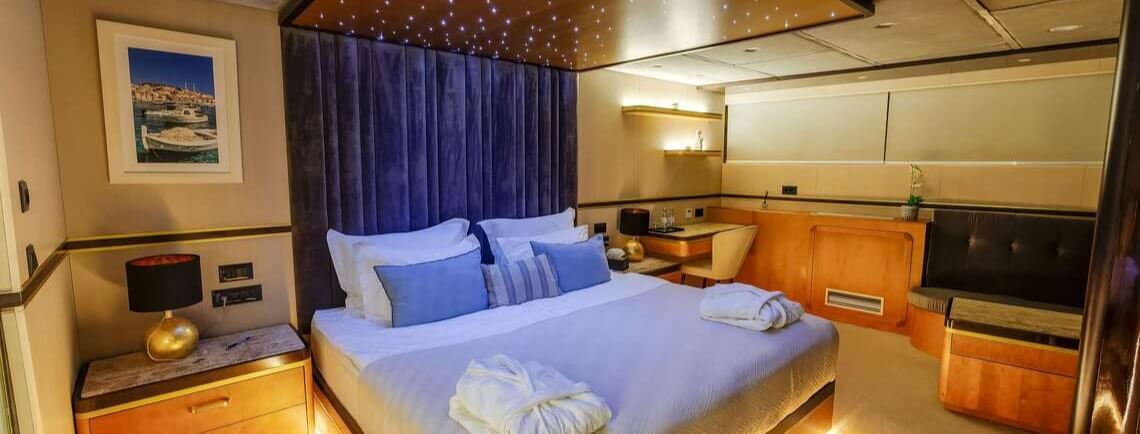 Life is Good Custom 25