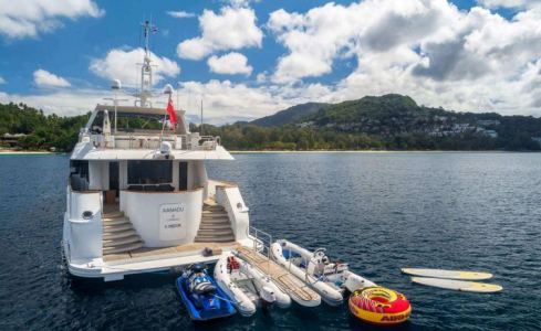 XANADU of LONDON Moonen 1