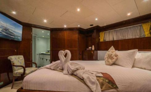 XANADU of LONDON Moonen 10