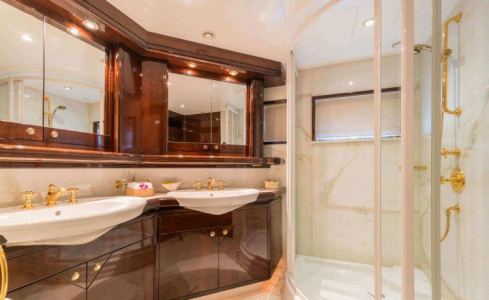 XANADU of LONDON Moonen 12