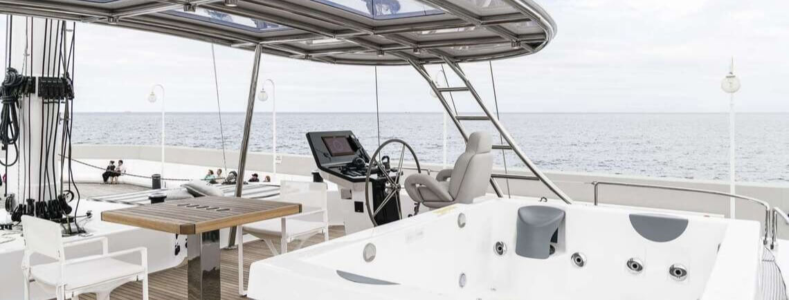 FEEL THE BLUE Sunreef Yachts 6