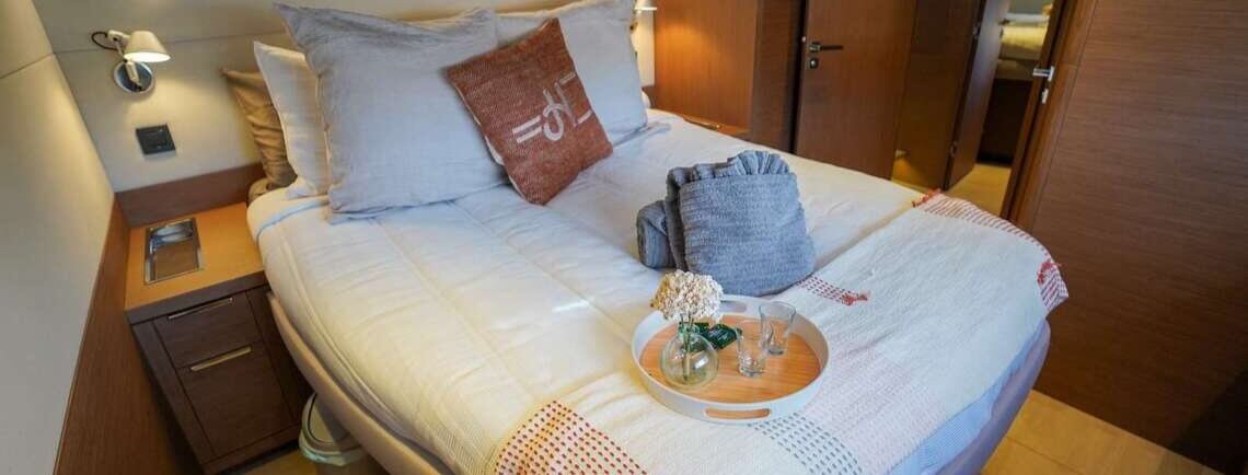 JUSTIFIED HORIZONS Lagoon Catamaran 19