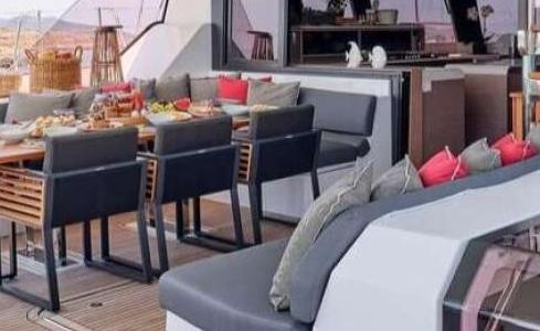 Alma Fountaine Pajot 3