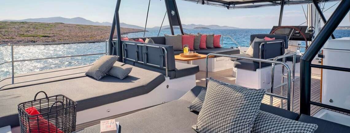 Alma Fountaine Pajot 10
