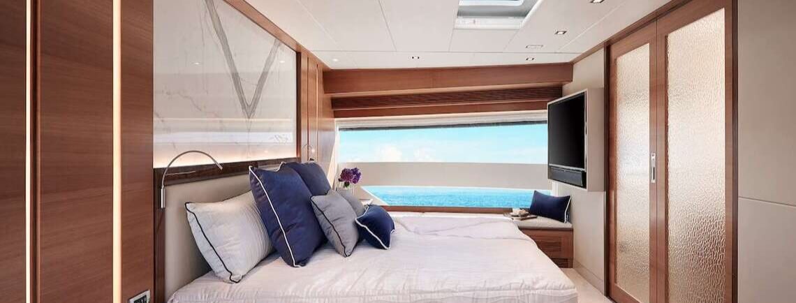 Midnight Moon Horizon 11