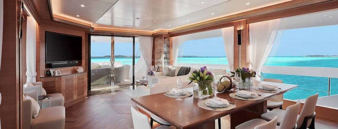 Midnight Moon Horizon 13