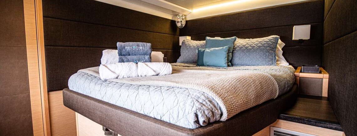 Philotimo Lagoon Catamaran 23