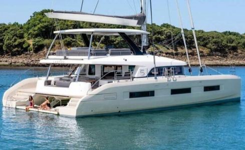 DAIQUIRI Lagoon Catamaran 3