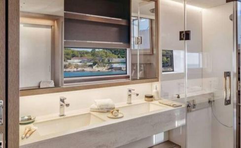 DAIQUIRI Lagoon Catamaran 13